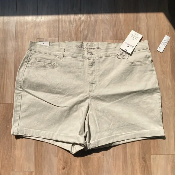 Gloria Vanderbilt Amanda shorts w slimming panel flex denim short 20W - Picture 12 of 17